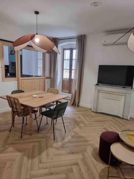 Appartement Au Coeur De La Ville Corte  Exteriör bild