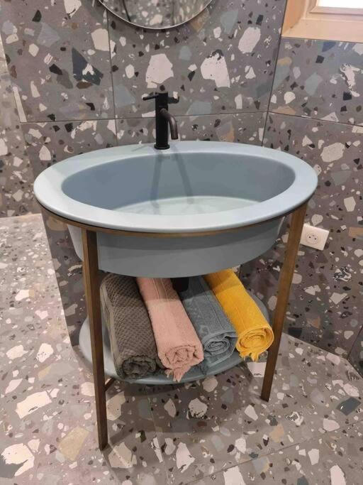 Appartement Au Coeur De La Ville Corte  Exteriör bild