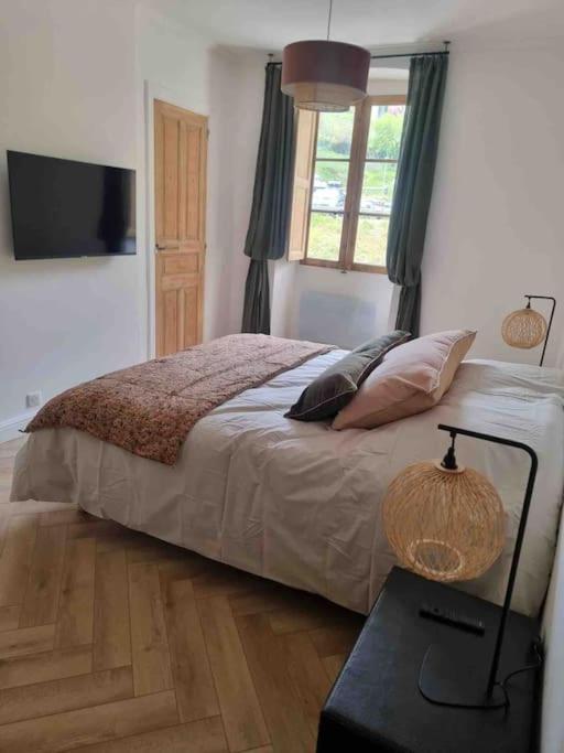 Appartement Au Coeur De La Ville Corte  Exteriör bild