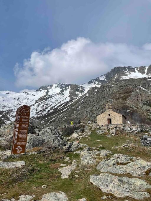 Appartement Au Coeur De La Ville Corte  Exteriör bild